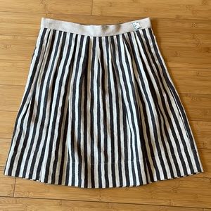Ann Taylor Loft 100% Linen Skirt Pleated Front Knee Length Pockets Women's Sz 8